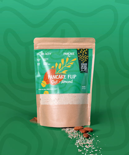 OAT AND ALMOND PANCAKE